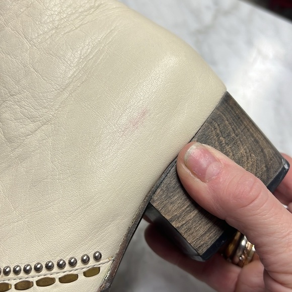Calleen Cordero Cream Leather Embellished Ankle Western Inspired Bootie 7.5 - Picture 6 of 12
